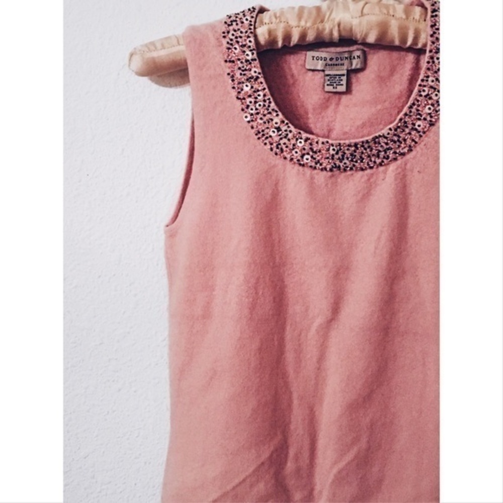 Todd & Duncan cashmere embellished top NWOT